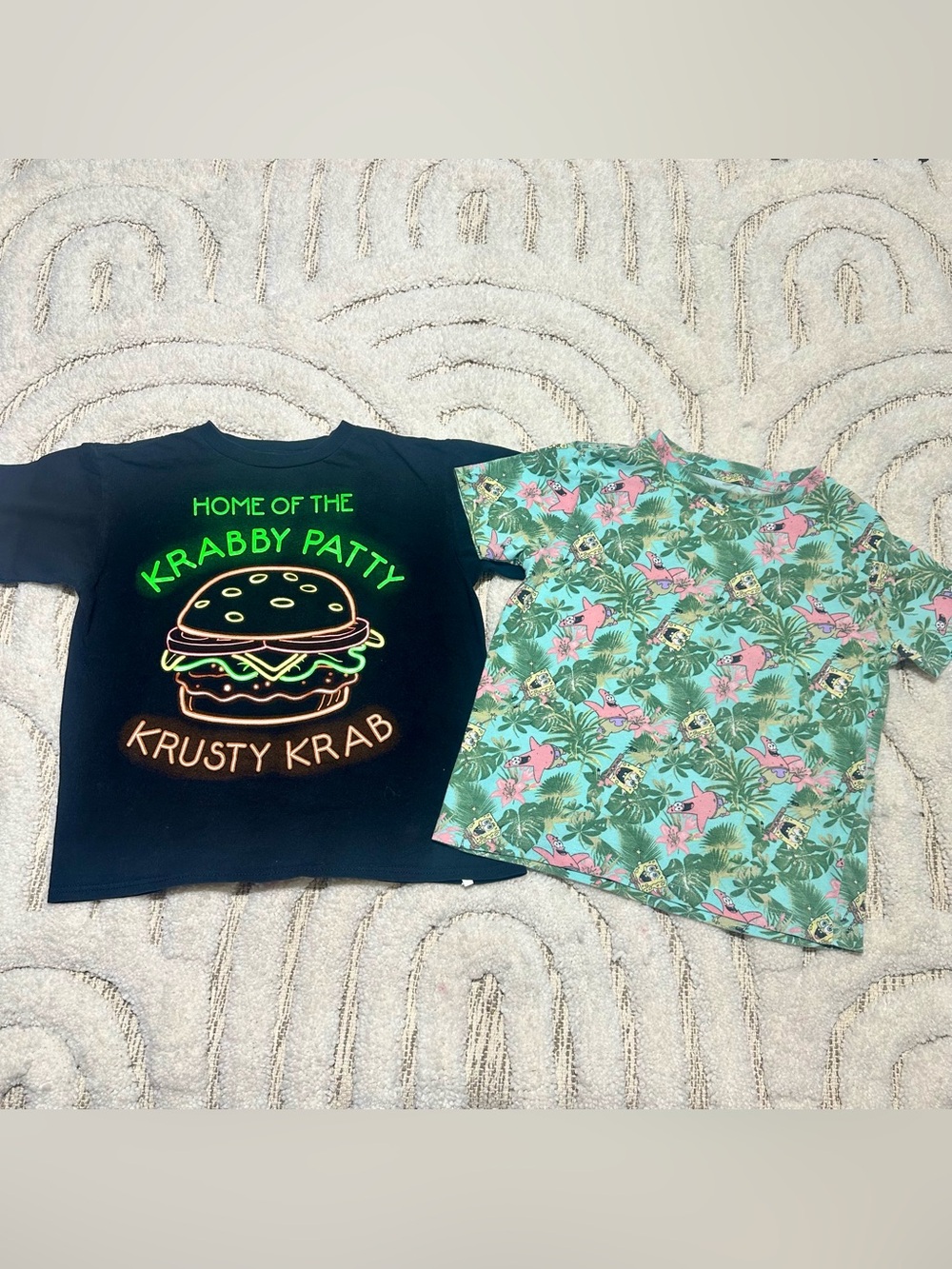 Kids Sponge Bob Shirts | Size Small